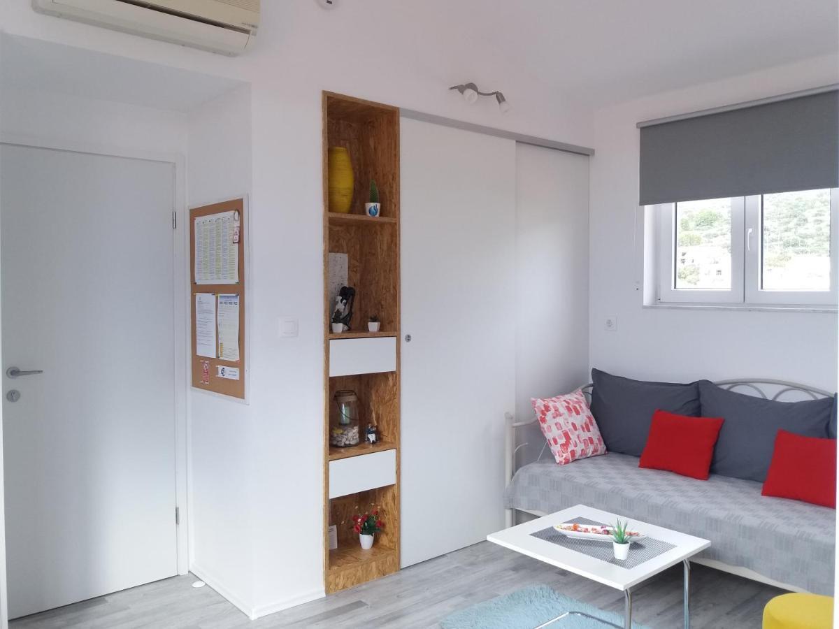 Apartman Luka Kaštela Exterior foto