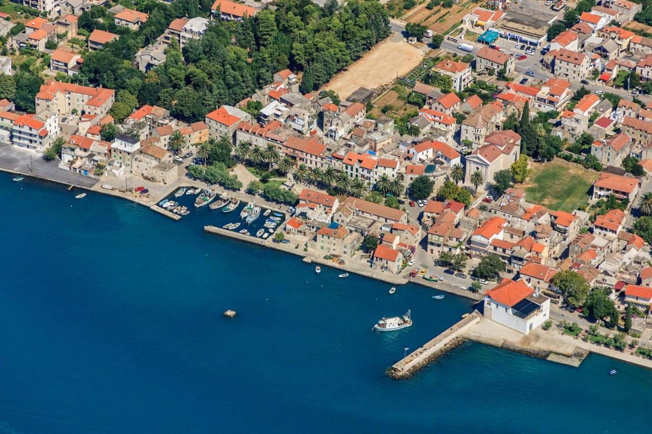 Apartman Luka Kaštela Exterior foto