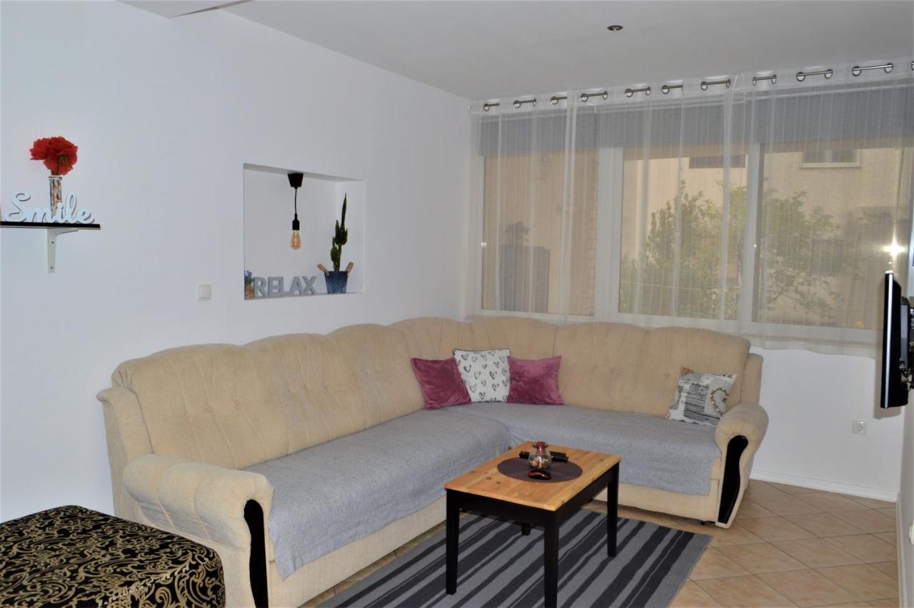 Apartman Luka Kaštela Exterior foto